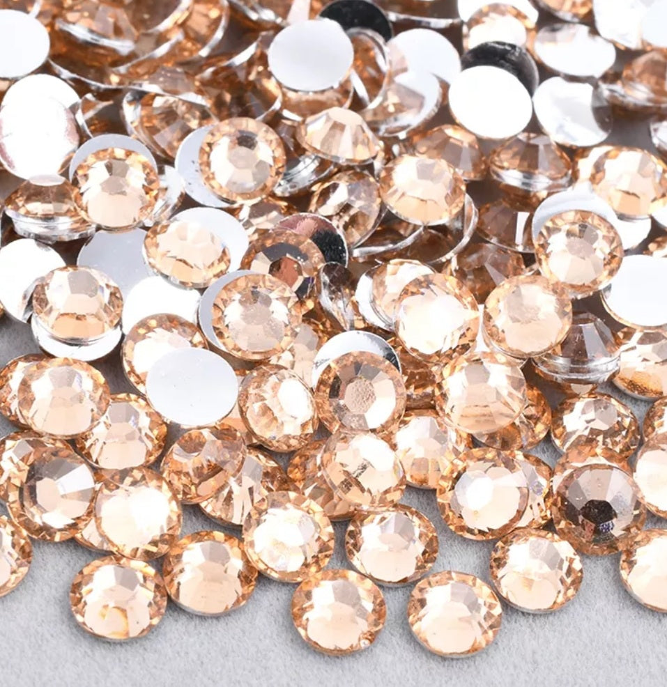 Lt Peach Resin Rhinestones